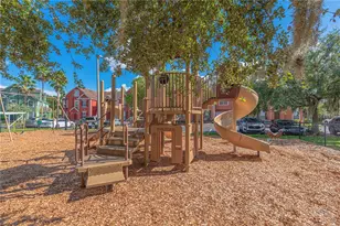 10430 White Lake Ct, Tampa, FL 33626 - Photo 13