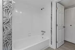 4910 38th Way S, Saint Petersburg, FL 33711 - Photo 19