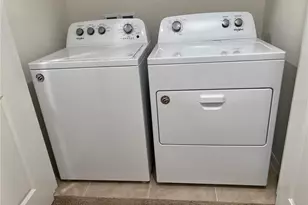 3816 Vignoble Ln, Brandon, FL 33511 - Photo 7