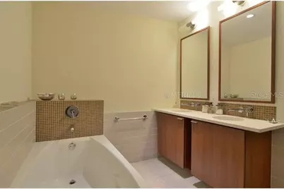 912 Channelside Drive #2319, Tampa, FL 33602 - Photo 7