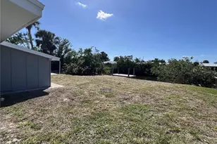 3121 Wisteria Pl, Punta Gorda, FL 33950 - Photo 13