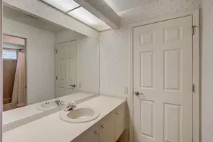 4125 Kirkaldy Dr, Palm Harbor, FL 34685 - Photo 31