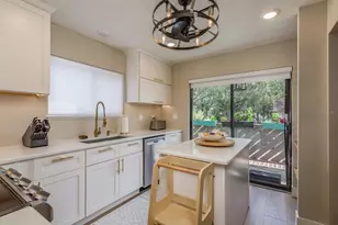 511 Longfellow Ct, Safety Harbor, FL 34695 - Photo 13