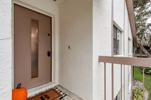 511 Longfellow Ct, Safety Harbor, FL 34695 - Photo 1