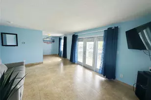 4859 Coquina Key Dr SE, Saint Petersburg, FL 33705 - Photo 3