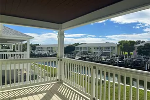 4859 Coquina Key Dr SE, Saint Petersburg, FL 33705 - Photo 9