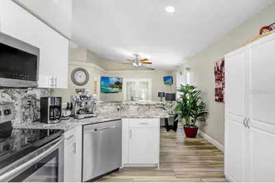 8712 Fountain Avenue, Tampa, FL 33615 - Photo 11