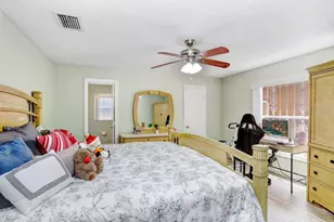 8712 Fountain Ave, Tampa, FL 33615 - Photo 15