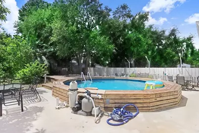 8712 Fountain Avenue, Tampa, FL 33615 - Photo 29