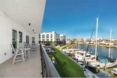 300 150th Avenue #305, Madeira Beach, FL 33708 - Photo 5