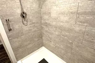 7803 46th Ave N, Saint Petersburg, FL 33709 - Photo 23