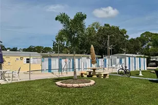 7803 46th Ave N, Saint Petersburg, FL 33709 - Photo 37