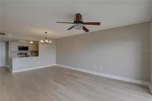 4900 Brittany Dr S, Saint Petersburg, FL 33715 - Photo 9