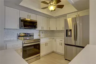 4900 Brittany Dr S, Saint Petersburg, FL 33715 - Photo 17