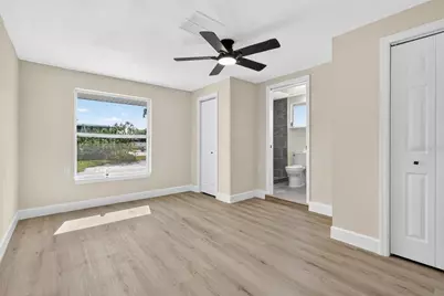 420 Palm Creek Drive, Englewood, FL 34223 - Photo 17