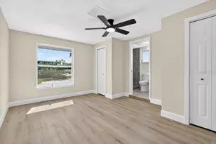 420 Palm Creek Dr, Englewood, FL 34223 - Photo 17