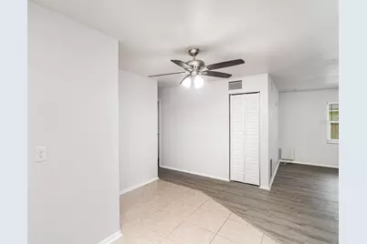 711 64th Avenue Drive E, Bradenton, FL 34203 - Photo 3
