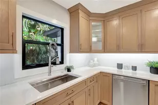 4803 W Longfellow Ave, Tampa, FL 33629 - Photo 23