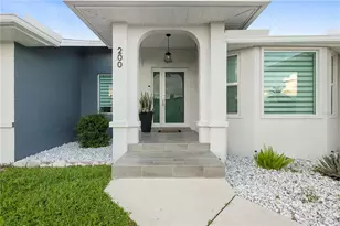 200 Dolphin Pkwy, Punta Gorda, FL 33950 - Photo 5