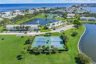 4982 Coquina Key Dr SE, Saint Petersburg, FL 33705 - Photo 59