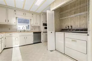 29129 Johnston Rd, Dade City, FL 33523 - Photo 9