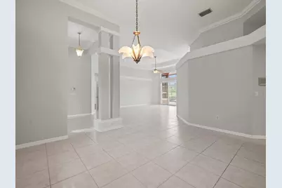 7303 Sawgrass Point Drive N, Pinellas Park, FL 33782 - Photo 19