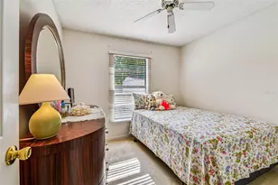 460 48th St S, Saint Petersburg, FL 33711 - Photo 15