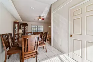 460 48th St S, Saint Petersburg, FL 33711 - Photo 7