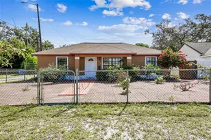 460 48th St S, Saint Petersburg, FL 33711 - Photo 3