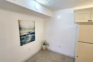 1109 Pine Ridge Cir W, Tarpon Springs, FL 34688 - Photo 17