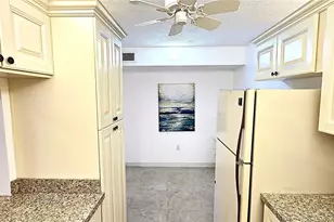 1109 Pine Ridge Cir W, Tarpon Springs, FL 34688 - Photo 21