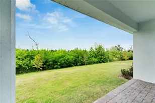 943 Signet Dr, Apollo Beach, FL 33572 - Photo 3