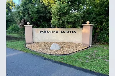 1221 12th Court SW, Largo, FL 33770 - Photo 11