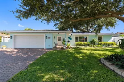 1131 45th Avenue NE, Saint Petersburg, FL 33703 - Photo 1