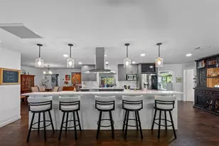 1131 45th Ave NE, Saint Petersburg, FL 33703 - Photo 21