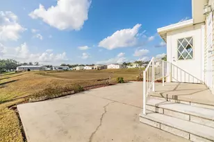 37340 Neukom Ave, Zephyrhills, FL 33541 - Photo 19