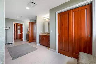 4717 Dolphin Cay Ln S, Saint Petersburg, FL 33711 - Photo 33