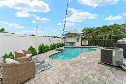 10731 Dowry Ave, Tampa, FL 33615 - Photo 7