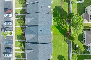 6930 Towering Spruce Dr, Riverview, FL 33578 - Photo 51