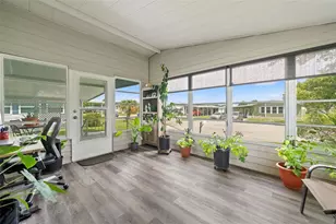 5645 Loretta Ct, Zephyrhills, FL 33542 - Photo 17