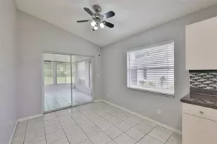 920 Villeroy Greens Dr, Sun City Center, FL 33573 - Photo 21
