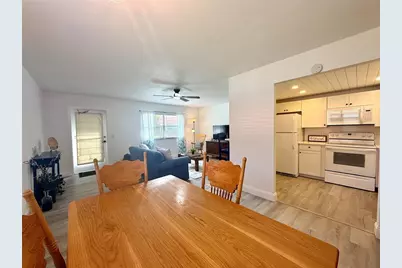 1802 Bedford Lane #7, Sun City Center, FL 33573 - Photo 9