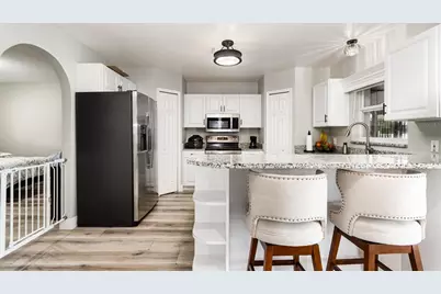 3207 Scenic Woods Drive, Deltona, FL 32725 - Photo 9