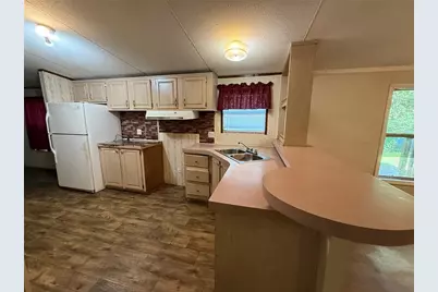 1107 Carmichael Place, Dover, FL 33527 - Photo 5