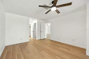 545 Boca Ciega Point Blvd N, Saint Petersburg, FL 33708 - Photo 23