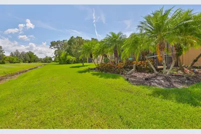 5831 Sunset Falls Drive, Apollo Beach, FL 33572 - Photo 27