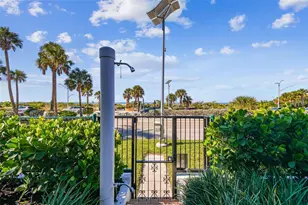 101 Benjamin Franklin Dr, Sarasota, FL 34236 - Photo 47