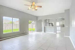 11125 Sailbrooke Dr, Riverview, FL 33579 - Photo 17