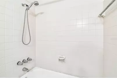 1101 81st Avenue N, Saint Petersburg, FL 33702 - Photo 17