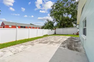 1101 81st Ave N, Saint Petersburg, FL 33702 - Photo 45